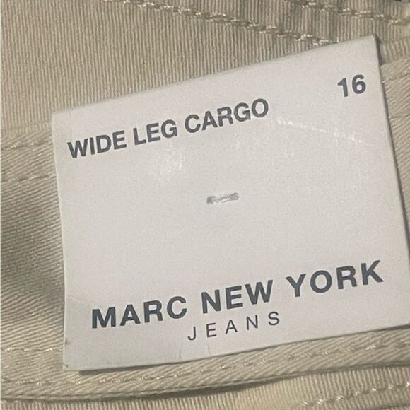 Marc New York Jeans Wide Leg Cargo Jeans Size:16 Color: Ivory - Picture 7 of 12